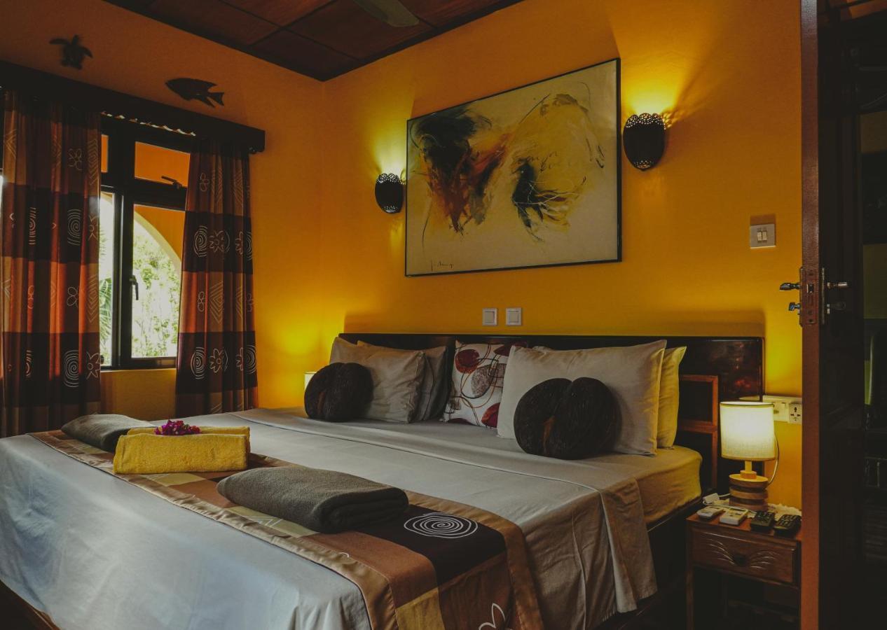 Anse Kerlan Beach Chalets Экстерьер фото