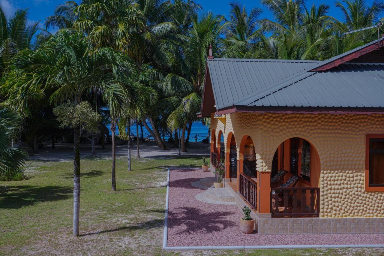 Anse Kerlan Beach Chalets Экстерьер фото