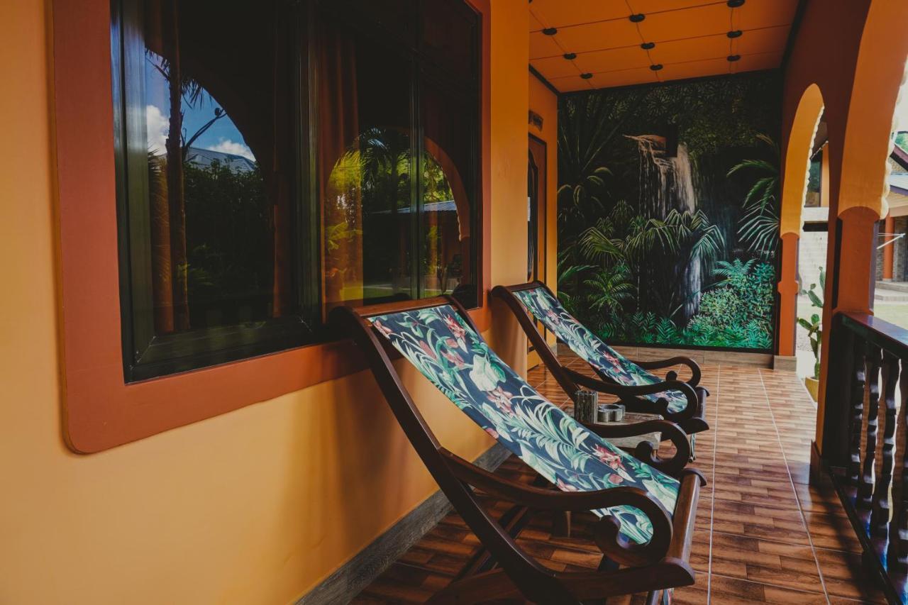 Anse Kerlan Beach Chalets Экстерьер фото
